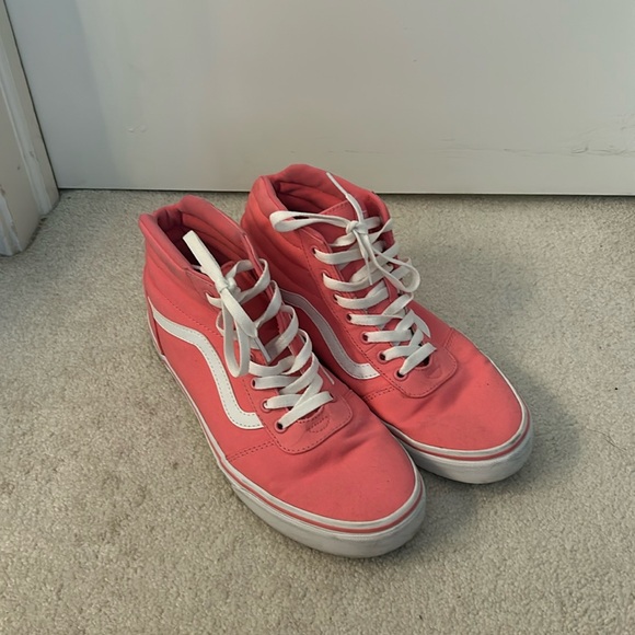 Vans Shoes - Pink high top vans